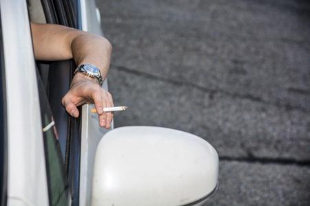 Smoking in Cars with Children set to be Made Illegal