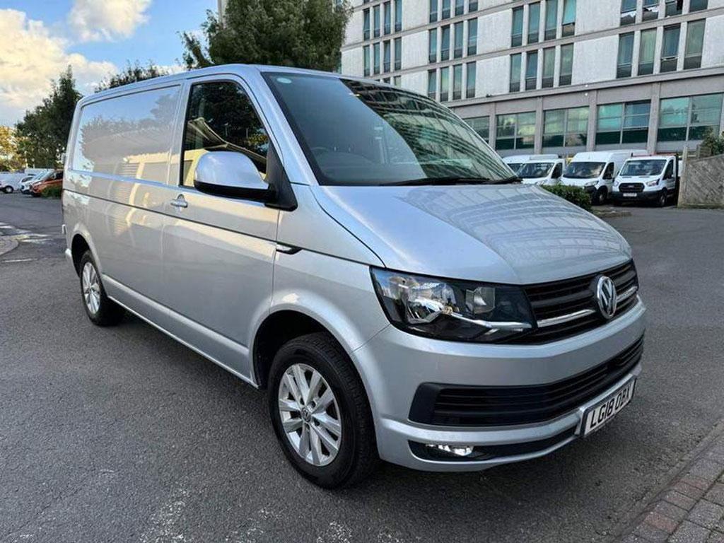 Volkswagen Transporter 2.0 TDI T28 BlueMotion Tech Highline DSG FWD SWB Euro 6 (s/s) 5dr
