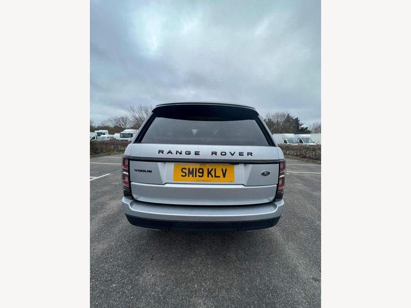 Land Rover Range Rover 3.0 SD V6 Vogue Auto 4WD Euro 6 (s/s) 5dr